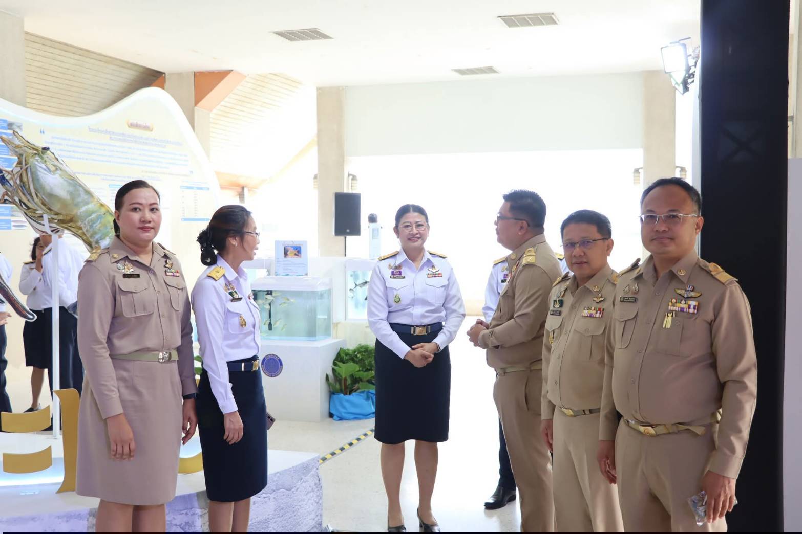title - ปฏิรูปที่ดินจังหวัดพระนครศรีอยุธยา ปฏิบัติหน้าที่ในตำแหน่ง ผู้อำนวยการศูนย์ส่งเสริมและพัฒนาอาชีพเสริมนอกภาคการเกษตร ร่วมพิธีปล่อยพันธุ์สัตว์น้ำเฉลิมพระเกียรติและน้อมรำลึกในพระมหากรุณาธิคุณ สมเด็จพระนางเจ้าสิริกิติ์ พระบรมราชินีนาถ พระบรมราชชนนีพันปีหลวง เนื่องในโอกาสวันคล้ายวันพระราชสมภพ 12 สิงหาคม 2569 ณ ท่าชัยยุทธ ศูนย์ส่งเสริมและพัฒนาอาชีพเสริมนอกภาคการเกษตร